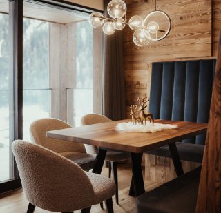 home_interior_2023_luxury_chalets_plaza_alpenhotel_plaza_st._ulricht_suedtirol_c_alex_moling_2560px_96dpi005.jpg home_interior_2023_luxury_chalets_plaza_alpenhotel_plaza_st._ulricht_suedtirol_c_alex_moling_2560px_96dpi005.jpg